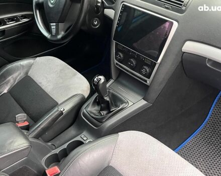 Синій Шкода Октавія, об'ємом двигуна 2 л та пробігом 342 тис. км за 7290 $, фото 29 на Automoto.ua