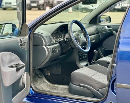 Синий Шкода Октавия, объемом двигателя 1.6 л и пробегом 237 тыс. км за 4500 $, фото 8 на Automoto.ua