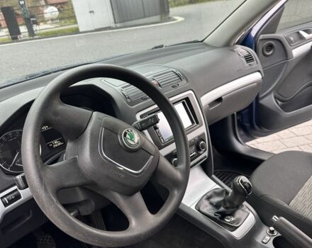 Шкода Октавия 2010 в Межгорье на Automoto.ua Синий Шкода Октавия, объемом двигателя 1.6 л и пробегом 240 тыс. км за 5300 $, фото 7 на Automoto.ua