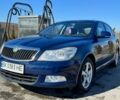Синий Шкода Октавия, объемом двигателя 1.6 л и пробегом 327 тыс. км за 6300 $, фото 1 на Automoto.ua
