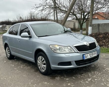 Синий Шкода Октавия, объемом двигателя 1.6 л и пробегом 254 тыс. км за 7200 $, фото 5 на Automoto.ua