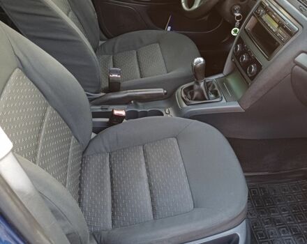 Синий Шкода Октавия, объемом двигателя 1.6 л и пробегом 204 тыс. км за 6300 $, фото 6 на Automoto.ua