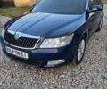 Синий Шкода Октавия, объемом двигателя 1.6 л и пробегом 204 тыс. км за 6300 $, фото 1 на Automoto.ua