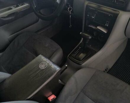 Синий Шкода Октавия, объемом двигателя 1.6 л и пробегом 273 тыс. км за 3700 $, фото 9 на Automoto.ua