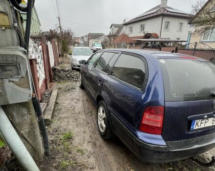 Синій Шкода Октавія, об'ємом двигуна 1.9 л та пробігом 380 тис. км за 1600 $, фото 5 на Automoto.ua