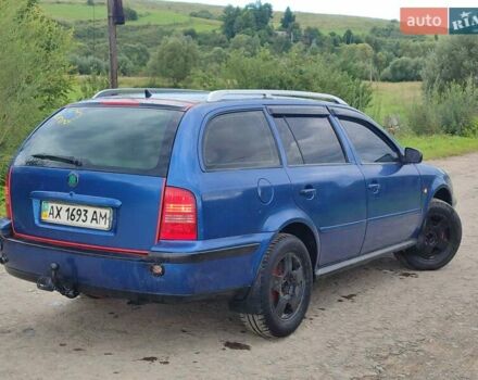 Синій Шкода Октавія, об'ємом двигуна 1.6 л та пробігом 290 тис. км за 2600 $, фото 6 на Automoto.ua