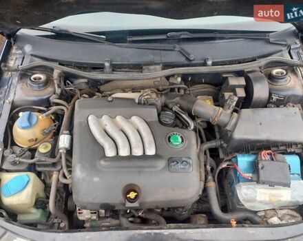 Синий Шкода Октавия, объемом двигателя 2 л и пробегом 245 тыс. км за 3562 $, фото 1 на Automoto.ua