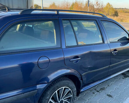 Синий Шкода Октавия, объемом двигателя 1.9 л и пробегом 350 тыс. км за 2200 $, фото 9 на Automoto.ua