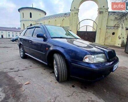 Синий Шкода Октавия, объемом двигателя 1.6 л и пробегом 209 тыс. км за 3850 $, фото 9 на Automoto.ua