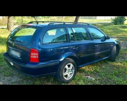 Синий Шкода Октавия, объемом двигателя 1.78 л и пробегом 270 тыс. км за 4000 $, фото 2 на Automoto.ua