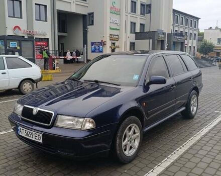 Синий Шкода Октавия, объемом двигателя 1.98 л и пробегом 318 тыс. км за 3800 $, фото 3 на Automoto.ua