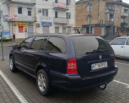 Синий Шкода Октавия, объемом двигателя 1.98 л и пробегом 318 тыс. км за 3800 $, фото 6 на Automoto.ua