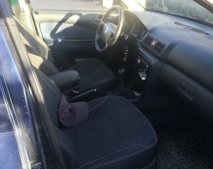 Синий Шкода Октавия, объемом двигателя 1.6 л и пробегом 248 тыс. км за 4850 $, фото 3 на Automoto.ua