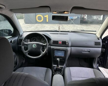 Синий Шкода Октавия, объемом двигателя 2 л и пробегом 310 тыс. км за 4100 $, фото 6 на Automoto.ua