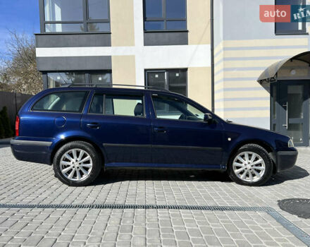 Синий Шкода Октавия, объемом двигателя 2 л и пробегом 290 тыс. км за 4600 $, фото 3 на Automoto.ua