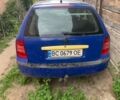 Синий Шкода Октавия, объемом двигателя 1.6 л и пробегом 310 тыс. км за 2600 $, фото 1 на Automoto.ua