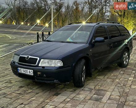 Синий Шкода Октавия, объемом двигателя 1.9 л и пробегом 299 тыс. км за 2900 $, фото 1 на Automoto.ua