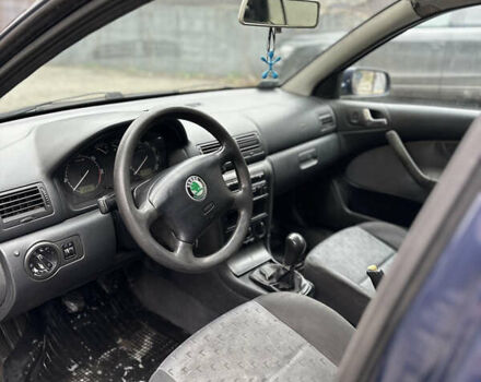 Синій Шкода Октавія, об'ємом двигуна 1.9 л та пробігом 427 тис. км за 2950 $, фото 6 на Automoto.ua