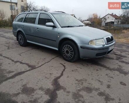 Синій Шкода Октавія, об'ємом двигуна 1.6 л та пробігом 300 тис. км за 2900 $, фото 2 на Automoto.ua