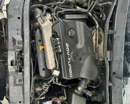 Синий Шкода Октавия, объемом двигателя 1.78 л и пробегом 378 тыс. км за 1800 $, фото 10 на Automoto.ua