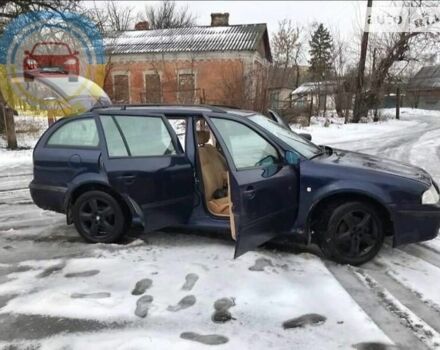 Синій Шкода Октавія, об'ємом двигуна 1.8 л та пробігом 432 тис. км за 2900 $, фото 6 на Automoto.ua