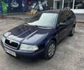 Синій Шкода Октавія, об'ємом двигуна 1.6 л та пробігом 288 тис. км за 3800 $, фото 1 на Automoto.ua