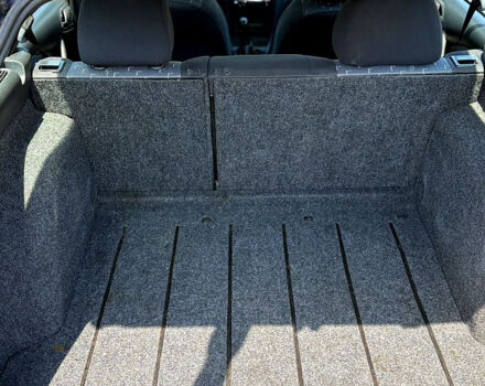 Синий Шкода Октавия, объемом двигателя 1.6 л и пробегом 240 тыс. км за 4800 $, фото 5 на Automoto.ua