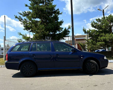 Синий Шкода Октавия, объемом двигателя 1.6 л и пробегом 240 тыс. км за 4800 $, фото 2 на Automoto.ua