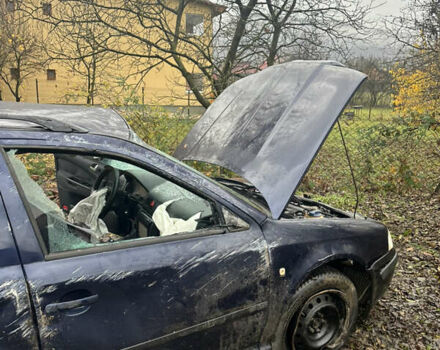 Синий Шкода Октавия, объемом двигателя 1.78 л и пробегом 378 тыс. км за 1800 $, фото 4 на Automoto.ua