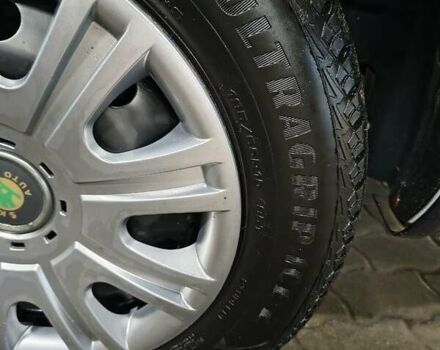 Синий Шкода Октавия, объемом двигателя 1.6 л и пробегом 330 тыс. км за 4500 $, фото 9 на Automoto.ua