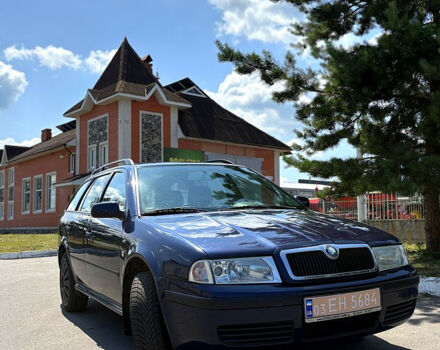Синий Шкода Октавия, объемом двигателя 1.6 л и пробегом 240 тыс. км за 4800 $, фото 1 на Automoto.ua