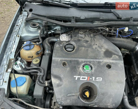 Синій Шкода Октавія, об'ємом двигуна 1.9 л та пробігом 298 тис. км за 4499 $, фото 24 на Automoto.ua