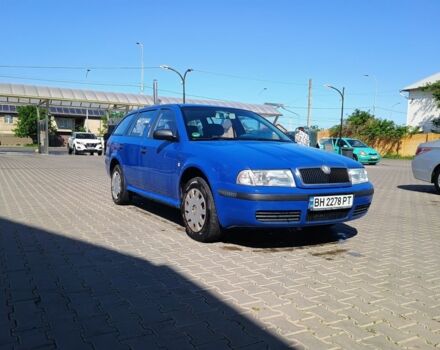 Синий Шкода Октавия, объемом двигателя 1.6 л и пробегом 211 тыс. км за 3999 $, фото 1 на Automoto.ua