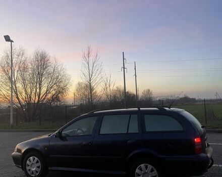 Синий Шкода Октавия, объемом двигателя 0 л и пробегом 300 тыс. км за 1650 $, фото 8 на Automoto.ua