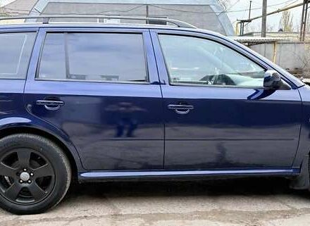 Синий Шкода Октавия, объемом двигателя 1.6 л и пробегом 267 тыс. км за 4900 $, фото 3 на Automoto.ua