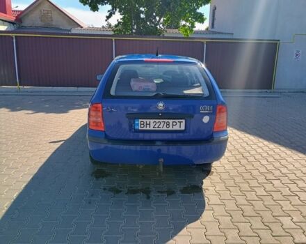 Синий Шкода Октавия, объемом двигателя 1.6 л и пробегом 211 тыс. км за 3999 $, фото 4 на Automoto.ua