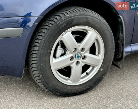 Синий Шкода Октавия, объемом двигателя 1.6 л и пробегом 260 тыс. км за 5400 $, фото 8 на Automoto.ua