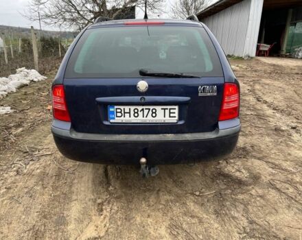 Синій Шкода Октавія, об'ємом двигуна 1.6 л та пробігом 296 тис. км за 5900 $, фото 2 на Automoto.ua