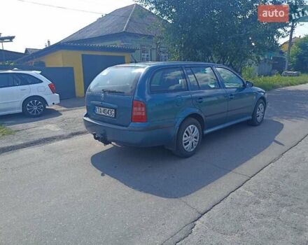 Синий Шкода Октавия, объемом двигателя 1.9 л и пробегом 300 тыс. км за 2350 $, фото 5 на Automoto.ua