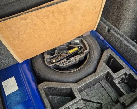 Синий Шкода Октавия, объемом двигателя 1.6 л и пробегом 217 тыс. км за 4800 $, фото 7 на Automoto.ua