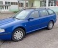 Синий Шкода Октавия, объемом двигателя 1.6 л и пробегом 345 тыс. км за 4900 $, фото 1 на Automoto.ua