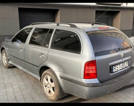 Синий Шкода Октавия, объемом двигателя 0 л и пробегом 370 тыс. км за 2618 $, фото 3 на Automoto.ua