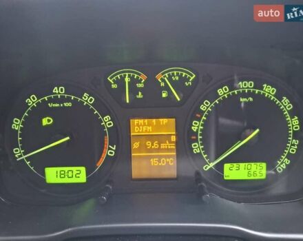 Синий Шкода Октавия, объемом двигателя 1.6 л и пробегом 231 тыс. км за 5400 $, фото 30 на Automoto.ua