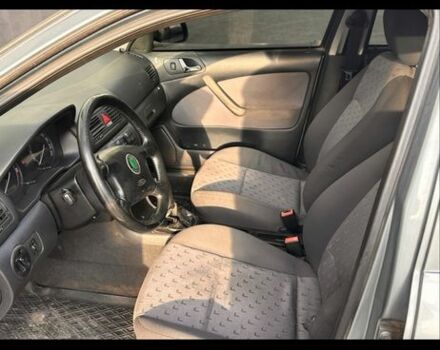 Синий Шкода Октавия, объемом двигателя 0 л и пробегом 370 тыс. км за 2618 $, фото 7 на Automoto.ua