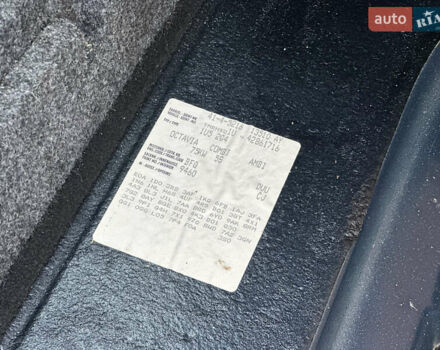 Синий Шкода Октавия, объемом двигателя 1.6 л и пробегом 260 тыс. км за 5400 $, фото 35 на Automoto.ua