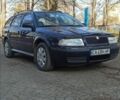Синий Шкода Октавия, объемом двигателя 1.6 л и пробегом 239 тыс. км за 4650 $, фото 2 на Automoto.ua