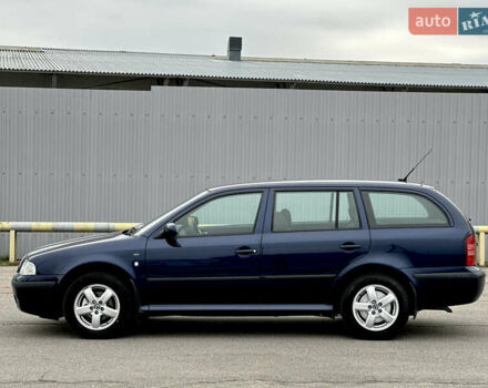 Синий Шкода Октавия, объемом двигателя 1.6 л и пробегом 260 тыс. км за 5400 $, фото 7 на Automoto.ua