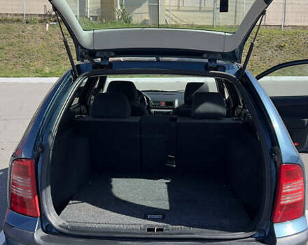 Синий Шкода Октавия, объемом двигателя 1.98 л и пробегом 220 тыс. км за 4000 $, фото 11 на Automoto.ua