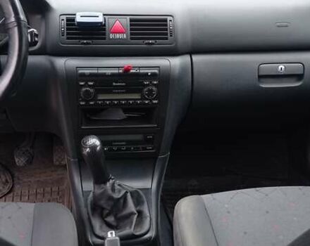 Синий Шкода Октавия, объемом двигателя 1.6 л и пробегом 345 тыс. км за 4900 $, фото 8 на Automoto.ua