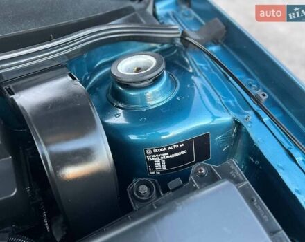 Синий Шкода Октавия, объемом двигателя 1.78 л и пробегом 187 тыс. км за 6199 $, фото 82 на Automoto.ua